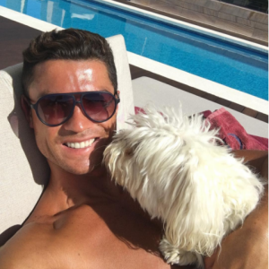 Cristiano Ronaldo avec son chien pendant ses vacances, août 2016, photo Instagram