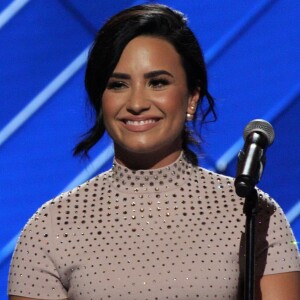 Demi Lovato - Convention du Parti Démocrate au "Wells Fargo Arena" à Philadelphie, Pennsylvanie, Etats-Unis, le 25 juillet 2016.