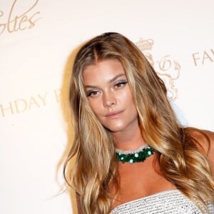 Nina Agdal lors de la soirée d'anniversaire "Fawaz's Folies" pour les 64 ans de Fawaz Gruosi (de Grisogono) à la Cala di Volpe à Porto-Cervo, Sardaigne, Italie, le 8 août 2016. © Agence/Bestimage