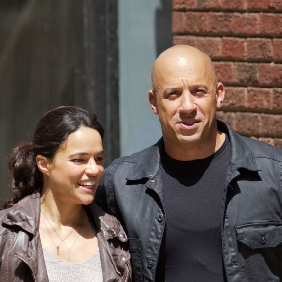 Vin Diesel et Michelle Rodriguez sur le tournage de "Fast & Furious 8" à Atlanta, le 12 juillet 2016.