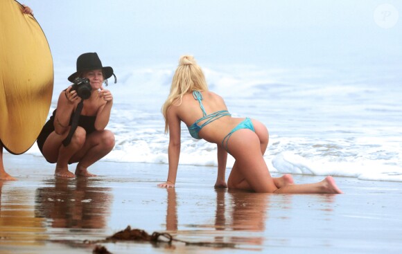 Exclusif - Ava Sambora (fille de Heather Locklear et Richie Sambora) en pleine séance photo à Malibu. Le 13 juin 2016.
