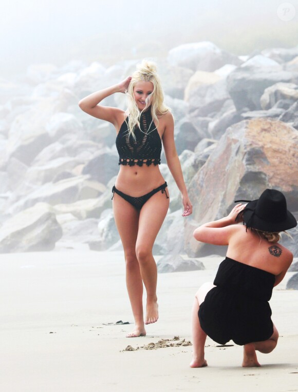 Exclusif - Ava Sambora (la fille de Heather Locklear et Richie Sambora) en pleine séance photo à Malibu. Le 13 juin 2016.