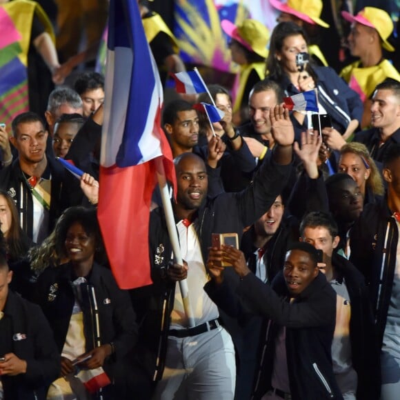 Teddy Riner, porte-drapeau pour la France - Cérémonie d'ouverture des JO à Rio, au Brésil, le 5 août 2016