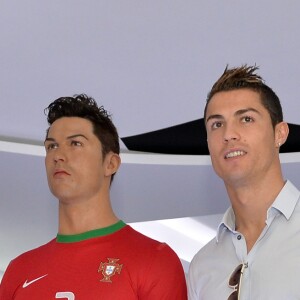 Cristiano Ronaldo lors de l'inauguration du musée CR7 qui lui est dédié, le 15 décembre 2013 dans sa ville natale de Funchal, à Madère.