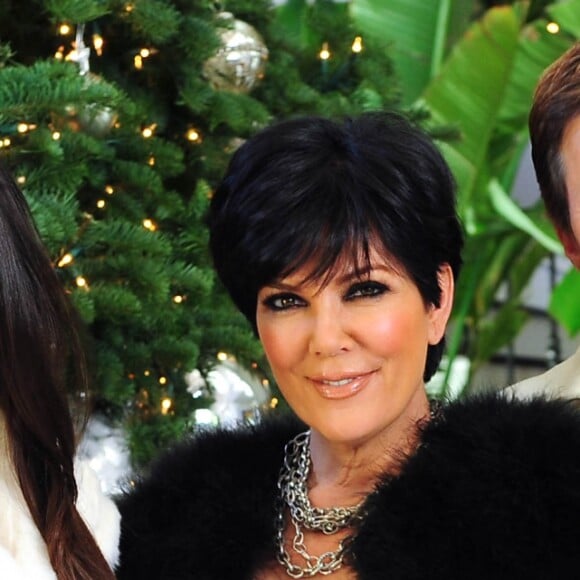 Kris Jenner, Bruce Jenner, Kylie Jenner, Kendall Jenner photographiés dans leur domicile de Los Angeles le 12 décembre 2010