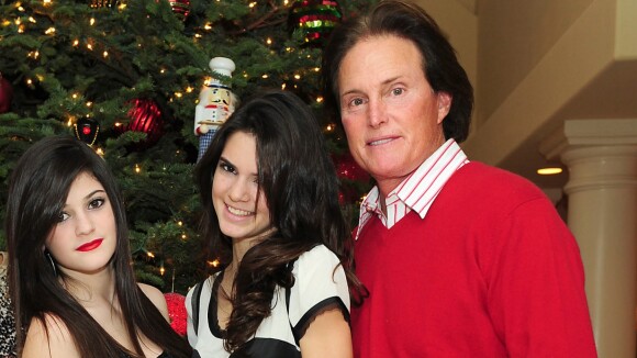 Kendall Jenner se dit "triste" de revoir des photos de son père "en homme"