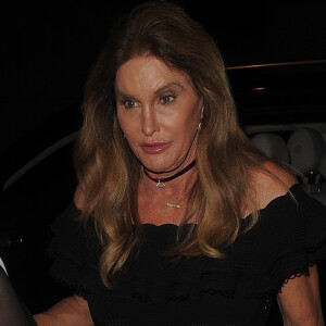 Caitlyn Jenner quitte "Les Ambassadeurs Casino" dans le quartier de mayfair à Londres, Royaume Uni, le 29 juillet 2016.