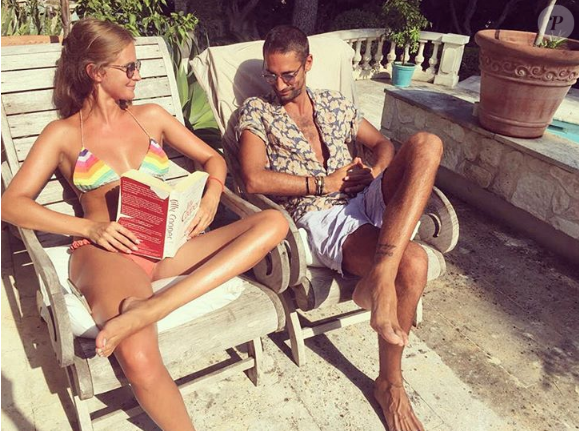 Millie Mackintosh a publié des photos de ses vacances dans le sud de la France avec son amoureux Hugo Taylor, sur sa page Instagram en août 2016