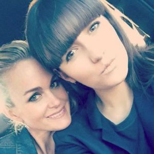 Laeticia Hallyday et sa soeur Margaux sur une photo publiée sur Instagram le 14 juillet 2016