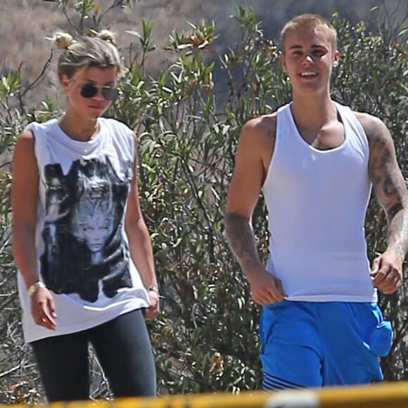 Justin Bieber et Sofia Richie se baladent ensemble sur les hauteurs de Hollywood le 10 août 2016