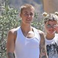 Justin Bieber et Sofia Richie se baladent ensemble sur les hauteurs de Hollywood le 10 août 2016