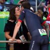 Bradley Wiggins avec sa femme Catherine après sa victoire dans la poursuite par équipe aux Jeux olympiques de Rio de Janeiro le 12 août 2016, sa cinquième médaille d'or. © David Davies/PA Wire/ABACAPRESS.COM