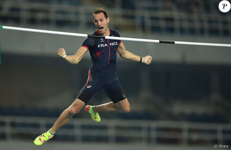 Renaud Lavillenie Lors De L Epreuve De Saut A La Perche A Rio Le 15 Aout 2016 Purepeople