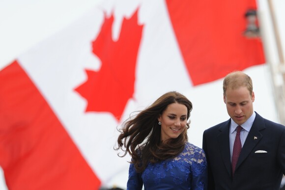 Le duc et la duchesse de Cambridge arrivant à Montréal lors de leur tournée royale au Canada le 3 juillet 2011.