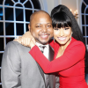 Nicki Minaj et son frère Jelani Maraj lors de son mariage au mois d'août 2015. Le frère de la popstar est accusé de viol aggravé sur mineur et sa femme lui a demandé le divorce.