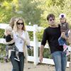 Exclusif - Denise Richards, Charlie Sheen et leurs filles Lola et Sam à Los Angeles, le 15 octobre 2016
