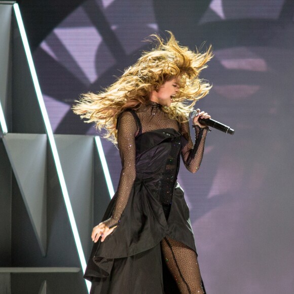 Selena Gomez en concert au United Center à Chicago dans le cadre de sa tournée "Revival Tour", le 25 juin 2016. © Daniel DeSlover/Zuma Press/Bestimage