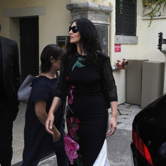 Monica Bellucci sort de l'hôtel Excelsior lors du 73ème festival du film de Venise, La Mostra, le 10 septembre 2016 au lendemain de la présentation de son film On the Milky Road, de et avec Emir Kusturica.