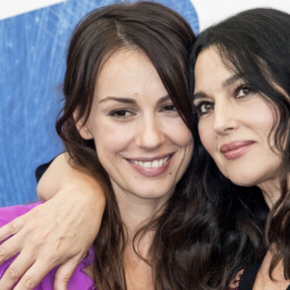 Sloboda Micalovic et Monica Bellucci lors du photocall du film On The Milky Road lors de la 73e Mostra de Venise le 9 septembre 2016.