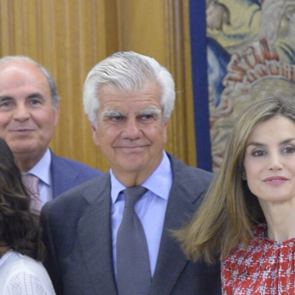 La reine Letizia d'Espagne (haut Carolina Herrera, chaussures Mango) en audience au palais de la Zarzuela à Madrid le 9 septembre 2016.