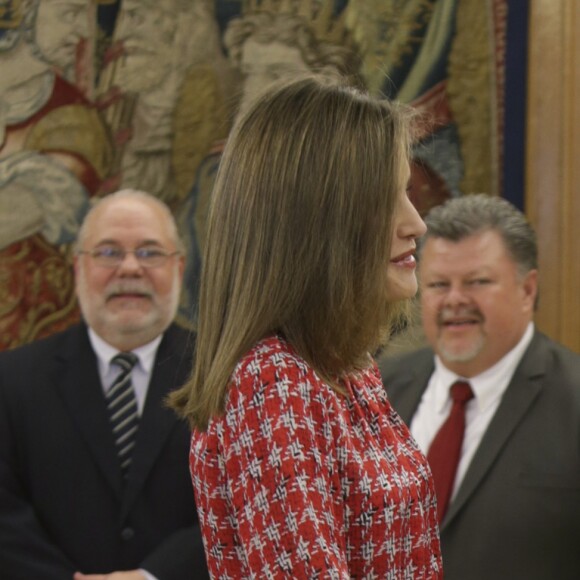 La reine Letizia d'Espagne en audience au palais Zarzuela à Madrid, Espagne, le 9 septembre 2016.  Spanish Queen Letizia Ortiz attending royal audience with representatives of the Latin American Alliance of Rare Diseases (Aliber) at Zarzuela Palace in Madrid, on September 9, 2016.09/09/2016 - Madrid