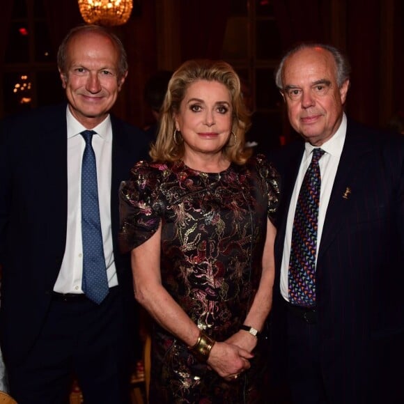 Jean-Paul Agon (Président Directeur Général L'Oréal), Catherine Deneuve et Frédéric Mitterrand au Kiehl's Club lors du 42ème Festival du Cinéma Américain de Deauville.