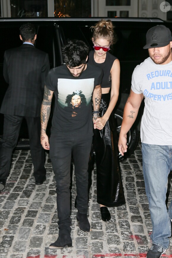 Gigi Hadid rentre chez elle avec son petit-ami Zayn Malik à New York, le 12 septembre 2016