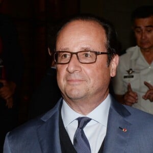 Exclusif - Jacques Attali (metteur en scène) et François Hollande - Représentation de "La Bohème" à l'Hôtel des Invalides dans le cadre du festival Opéra en Plein Air à Paris le 10 septembre 2016. © Rachid Bellak/Bestimage