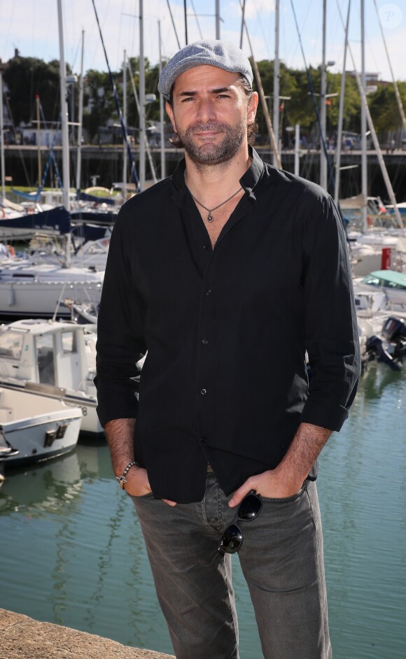 Grégory Fitoussi pour la série "Les hommes de l'ombre" - Photocall lors du 18ème Festival de la Fiction TV de La Rochelle. Le 15 septembre 2016 © Patrick Bernard / Bestimage