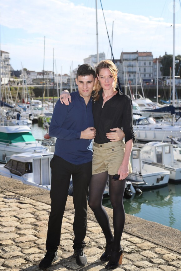 Kate Moran et Yassin Houicha pour la série "Cannabis" - Photocall lors du 18ème Festival de la Fiction TV de La Rochelle. Le 15 septembre 2016 © Patrick Bernard / Bestimage