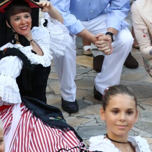 Le prince Albert II de Monaco et la princesse Charlene de Monaco ont participé avec leur fils le prince Jacques au traditionnel pique-nique de fin d'été des Monégasques organisé par la Mairie dans le Parc Princesse Antoinette, le 10 septembre 2016. La princesse Gabriella aurait dû y apparaître aussi, mais le couple princier s'est résolu à entrer dans le parc sans sa fille, qui a fait une colère. © Olivier Huitel /Pool restreint Monaco / Bestimage