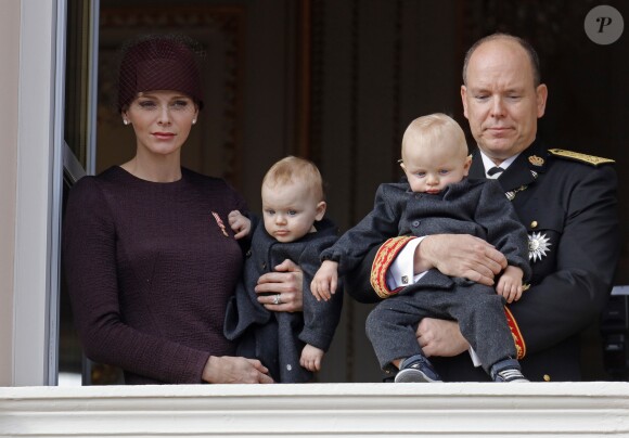 La princesse Charlene, sa fille la princesse Gabriella, le prince Albert II de Monaco et son fils le prince Jacques - La famille de Monaco au balcon du palais princier lors de la fête nationale monégasque. Le 19 novembre 2015 Jean-Claude Vinaj / Bestimage