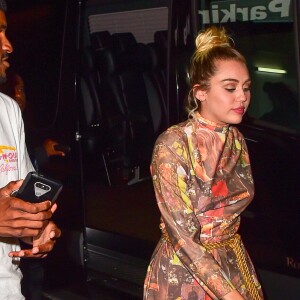 Miley Cyrus se promène à New York, le 15 septembre 2016.