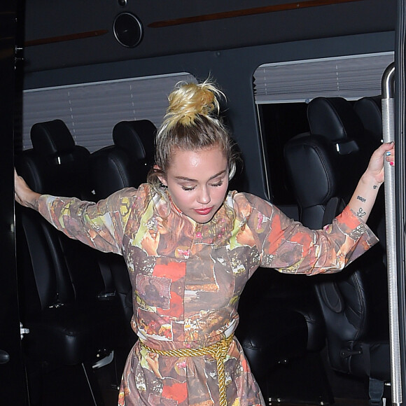 Miley Cyrus se promène à New York, le 15 septembre 2016.