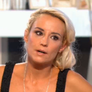 Elodie Gossuin face à Amanda Scott dans "Amanda", vendredi 15 sepembre 2016.