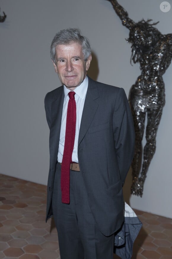 Alain Minc - Vernissage de l'exposition "Echos" pour l'inauguration du nouveau siège de Kering dans l'ancien hôpital Laennec et à l'occasion des Journées du Patrimoine à Paris. Une partie des oeuvres fait partie de la collection Pinault. Le 16 septembre 2016 © Olivier Borde / Bestimage