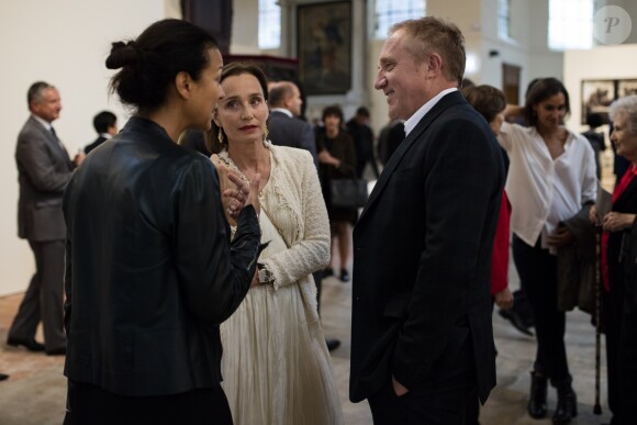 Kristin Scott Thomas et François-Henri Pinault - Vernissage de l'exposition "Echos" pour l'inauguration du nouveau siège de Kering dans l'ancien hôpital Laennec et à l'occasion des Journées du Patrimoine à Paris. Une partie des oeuvres fait partie de la collection Pinault. Le 16 septembre 2016 © Olivier Borde / Bestimage