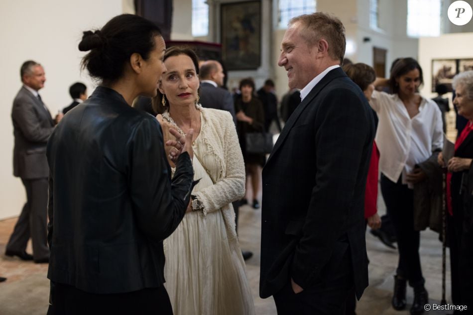 Kristin Scott Thomas Et Son Nouveau Compagnon Kristin Scott Thomas et François-Henri Pinault - Vernissage de l
