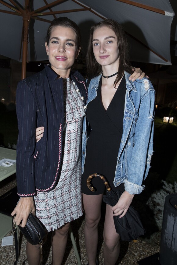 Charlotte Casiraghi et Mathilde Pinault - Vernissage de l'exposition "Echos" pour l'inauguration du nouveau siège de Kering dans l'ancien hôpital Laennec et à l'occasion des Journées du Patrimoine à Paris. Une partie des oeuvres fait partie de la collection Pinault. Le 16 septembre 2016 © Olivier Borde / Bestimage