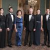 La princesse Sofia, le prince Carl Philip, la reine Silvia, le roi Carl XVI Gustaf, la princesse Victoria et le prince Daniel de Suède au palais royal à Stockholm le 16 septembre 2016 lors du Dîner de la Suède.