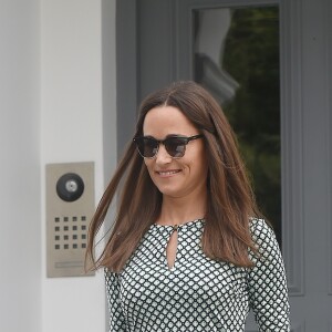 Pippa Middleton quittant son domicile à Londres le 21 juillet 2016