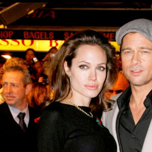 Brad Pitt et Angelina Jolie à Londres en novembre 2008.