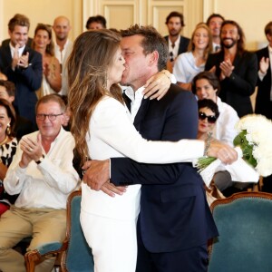 Exclusif - Prix Spécial - No web - No blog - Benjamin Castaldi et sa femme Aurore Aleman - Mairie - Mariage civil de Benjamin Castaldi et Aurore Aleman à la mairie de Marseille, le 27 août 2016. © Jacovides-Moreau/Bestimage27/08/2016 - Marseille