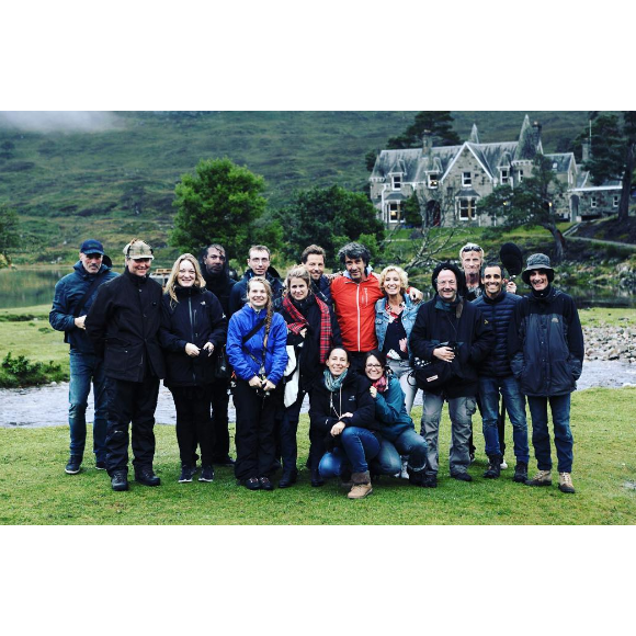 Alexandra Lamy en termine avec le tournage de L'Embarras du choix en Ecosse