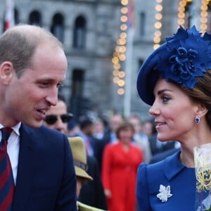 Le prince William, duc de Cambridge, et Kate Middleton, duchesse de Cambridge, sont arrivés le 24 septembre 2016 à Victoria au Canada avec leurs enfants le prince George et la princesse Charlotte pour leur tournée officielle, accueillis notamment par le Premier ministre Justin Trudeau.