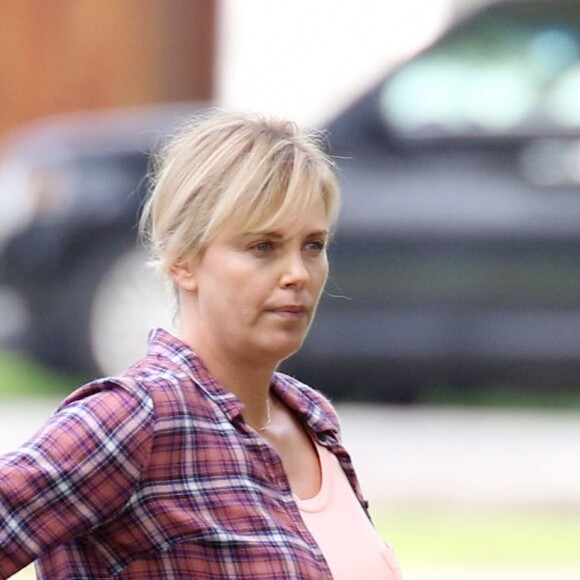 Charlize Theron a pris du poids pour le tournage du film Tully' à Vancouver, le 26 septembre 2016
