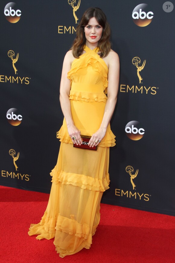 Mandy Moore à la 68ème cérémonie des Emmy Awards au Microsoft Theater à Los Angeles, le 18 septembre 2016.