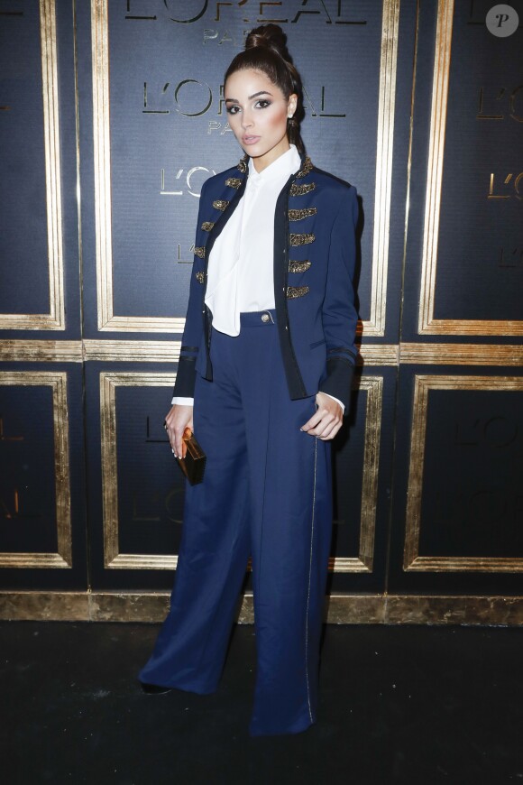 Olivia Culpo - Photocall - Soirée "Gold Obsession" de L'Oréal à la Monnaie de Paris lors de la Fashion Week de Paris, le 2 octobre 2016.