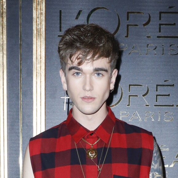 Gabriel-Kane Day-Lewis - Photocall - Soirée "Gold Obsession" de L'Oréal à la Monnaie de Paris lors de la Fashion Week de Paris, le 2 octobre 2016.