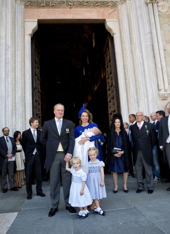 Prince Carlos de Bourbon de Parme (C left) and Princesses Annemarie (C right), Luisa Irene Constance Anna Maria (front right), Cecilia Maria Johanna Beatrix (front left) attend the christening of Prince Carlos Enrique Leonard de Bourbon de Parme at the Parma Cathedral, Italy, September 25, 2016. Photo by Albert Nieboer/DPA/ABACAPRESS.COM26/09/2016 - Parma